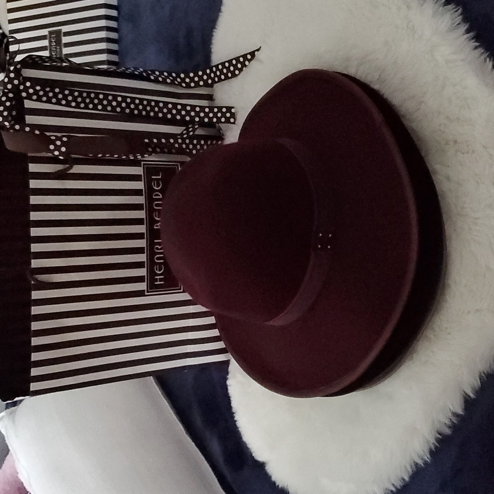 Heni Bendel Burgandy Hat/Fedora